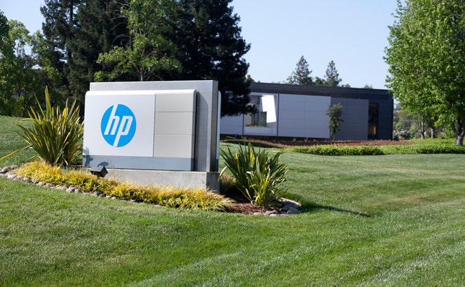 HP Q4 revenues dip as the vendor announces cuts to 6,000 jobs over three years