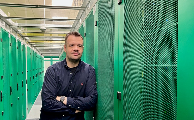 Czech MSP vshosting~ is crossing the border to the UK